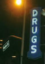 Enseigne-Drugs-store